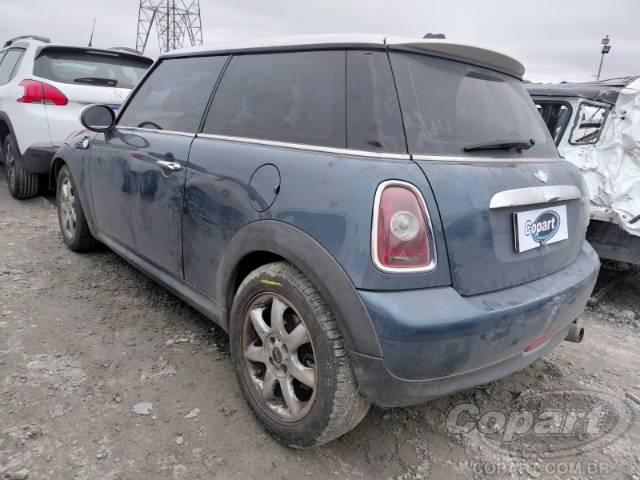 2010 MINI COOPER 