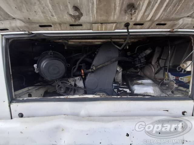 2010 VOLKSWAGEN KOMBI 