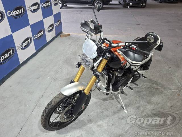 2024 TRIUMPH SCRAMBLER 