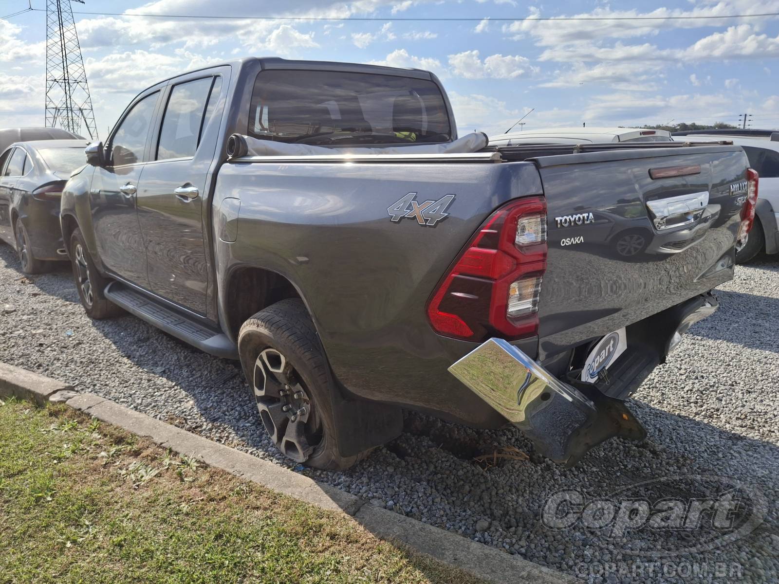 2025 TOYOTA HILUX CD — foto 3 de 12