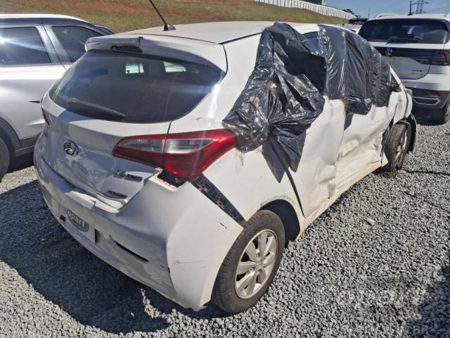2015 HYUNDAI HB20 