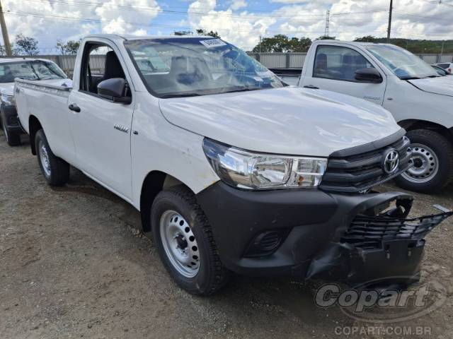 2024 TOYOTA HILUX CS 