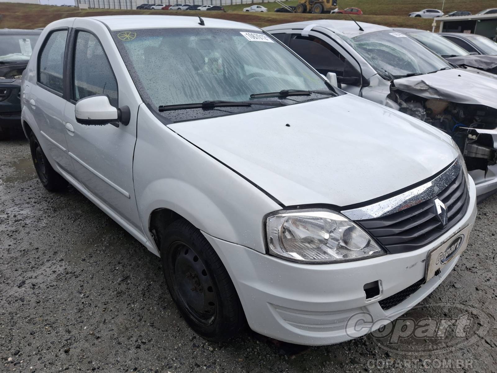 Veículo Renault Logan RENAULT LOGAN Expression 1.0 16V Hi-Flex 2013 2013 em leilão