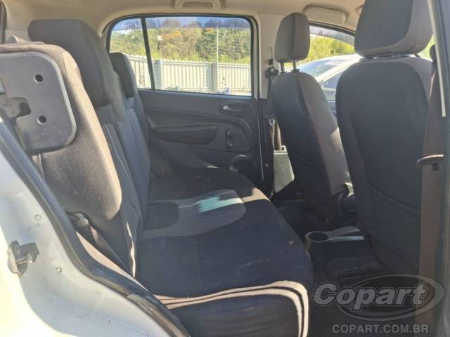2017 FIAT UNO 