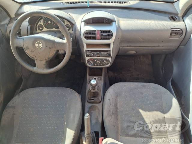 2009 CHEVROLET CORSA SEDAN 