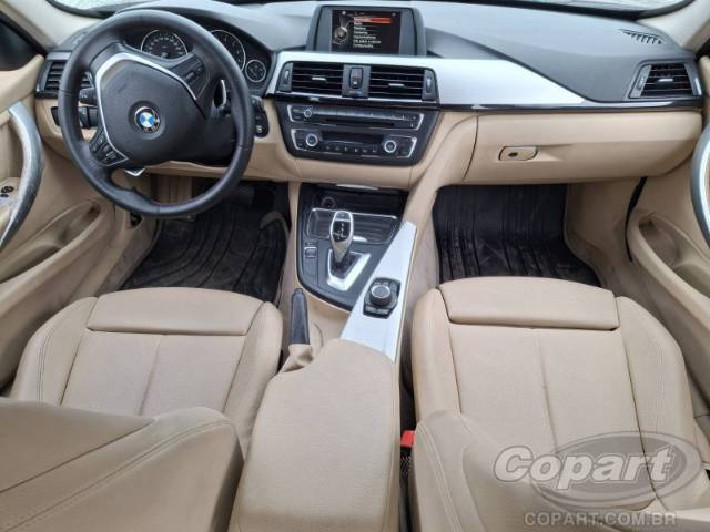 2015 BMW SERIE 3 