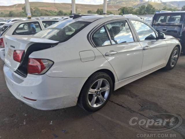 2015 BMW SERIE 3 