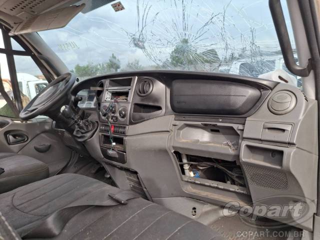 2014 IVECO DAILY CHASSI 