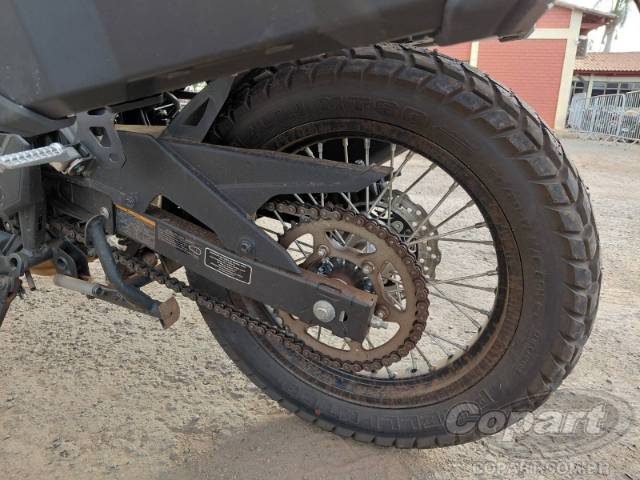2025 KAWASAKI VERSYS-X 