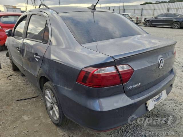 2017 VOLKSWAGEN VOYAGE 