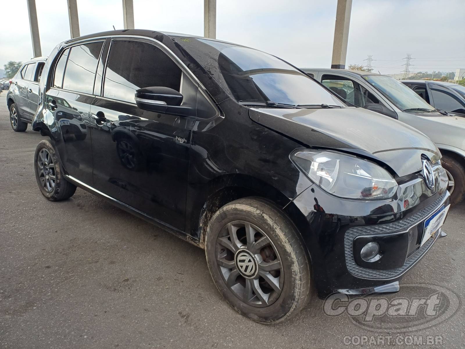 Veículo VW - VolksWagen Up VOLKSWAGEN UP High I-Motion 1.0 2017 2017 em leilão