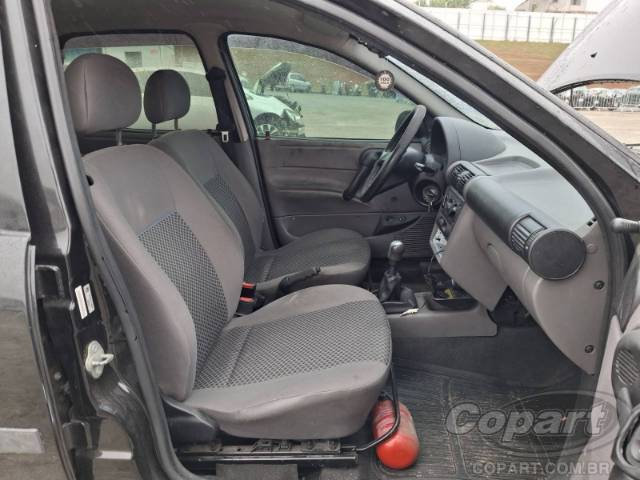 2010 CHEVROLET CLASSIC 