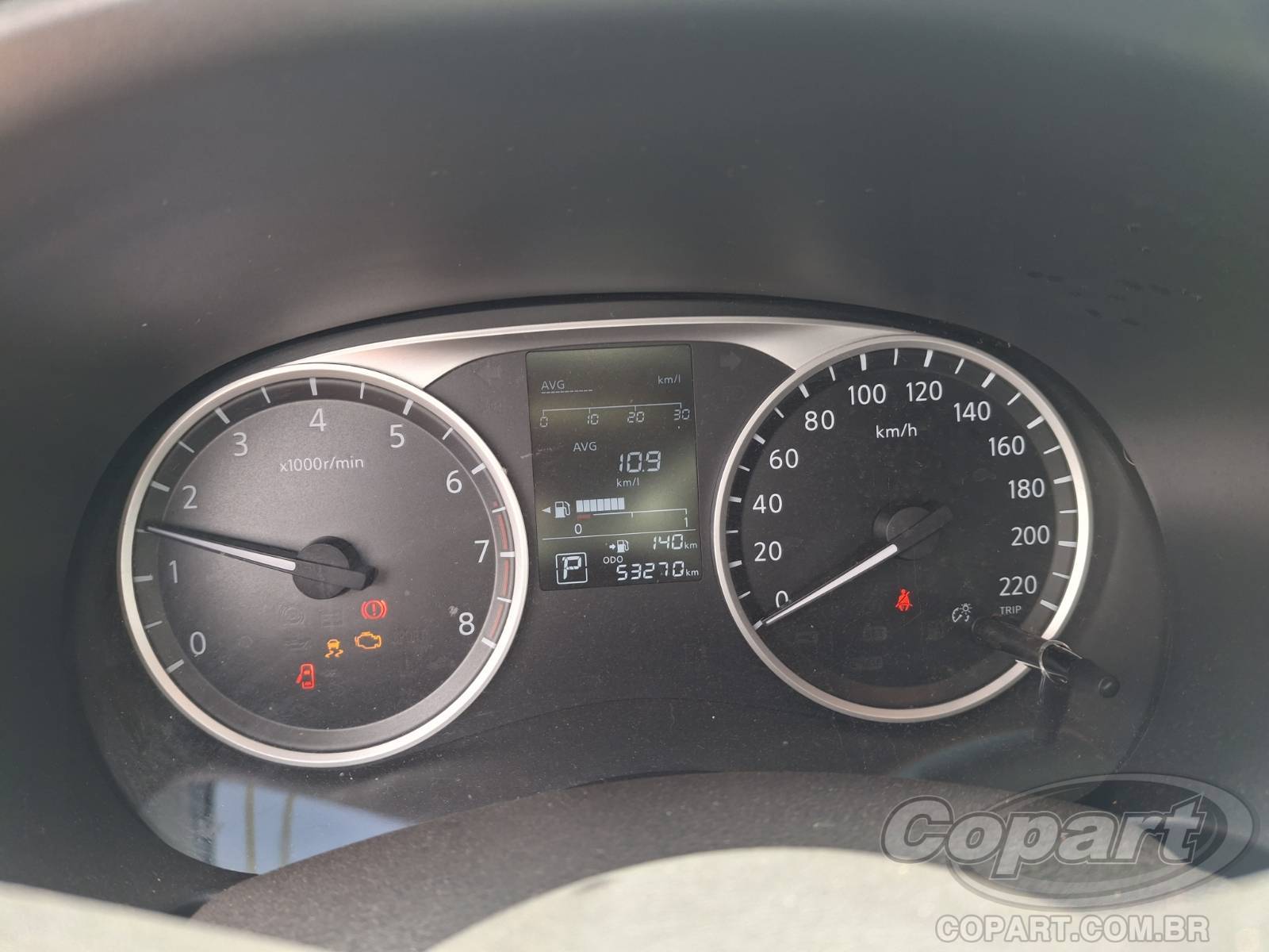 2021 NISSAN KICKS — foto 8 de 10