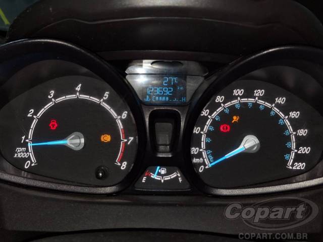 2015 FORD FIESTA 