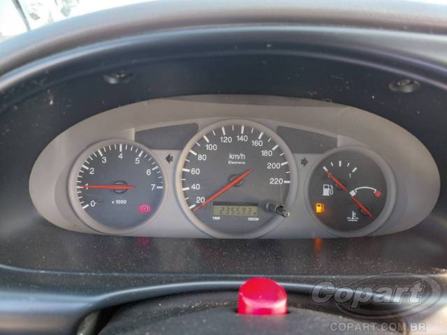 2001 FORD FIESTA 