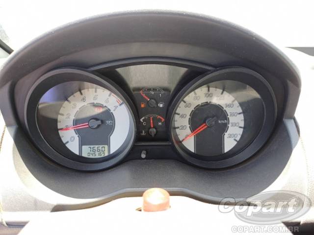 2009 FORD FIESTA SEDAN 