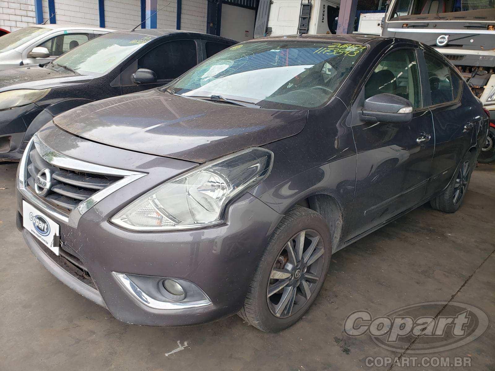 Foto 2: 2019 NISSAN VERSA