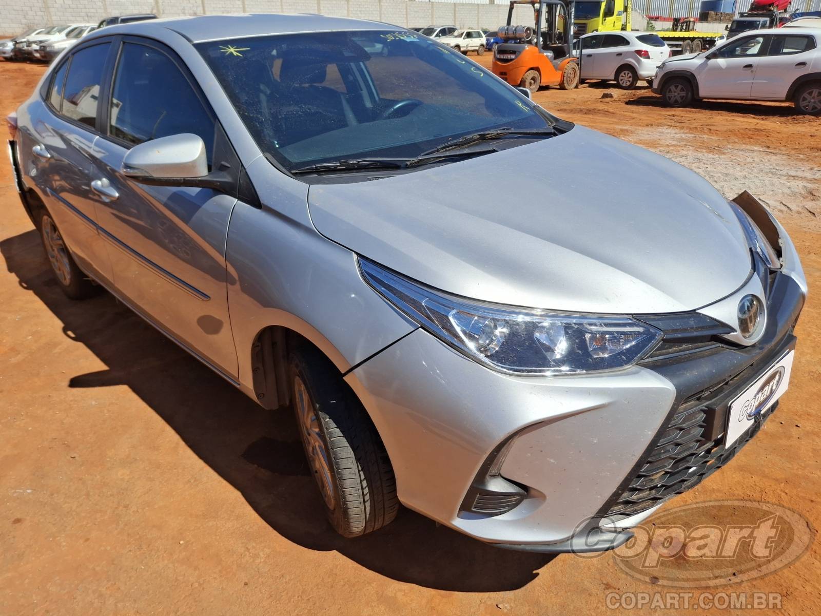Veículo Toyota Yaris 2024 TOYOTA YARIS SEDA 2024 em leilão