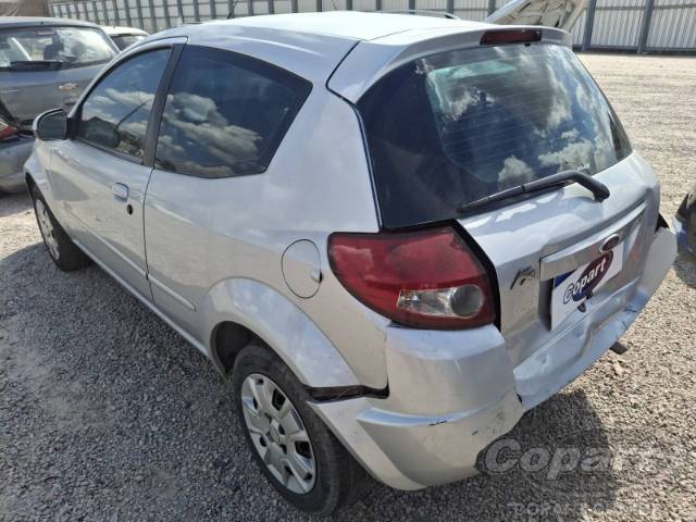 2011 FORD KA 