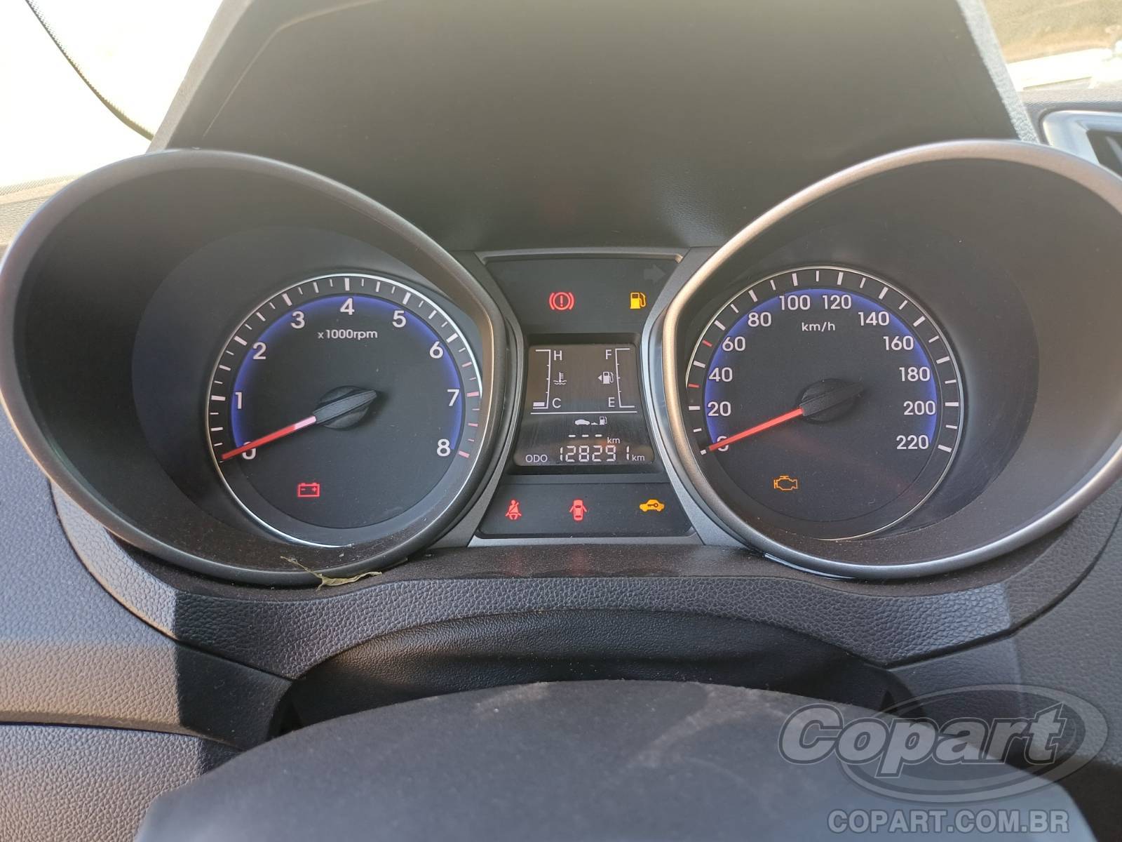 Foto 8 de 10: 2015 HYUNDAI HB20