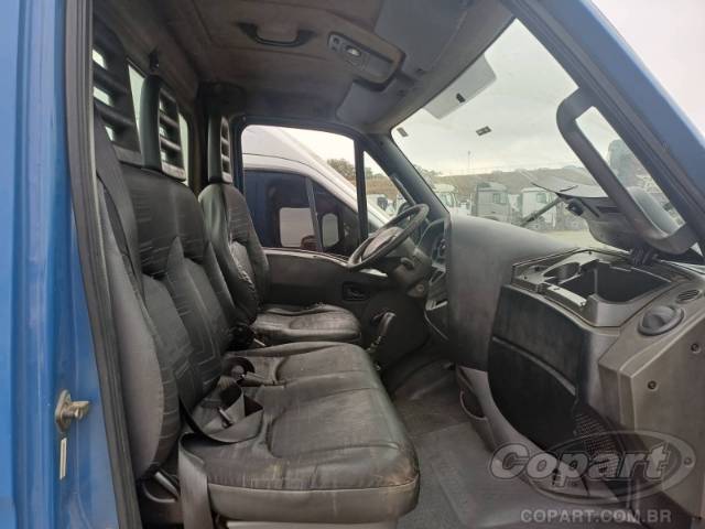 2011 IVECO DAILY CHASSI 