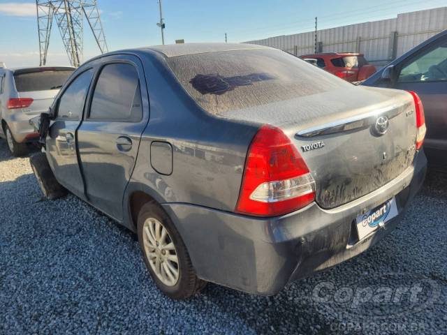 2013 TOYOTA ETIOS SEDA 