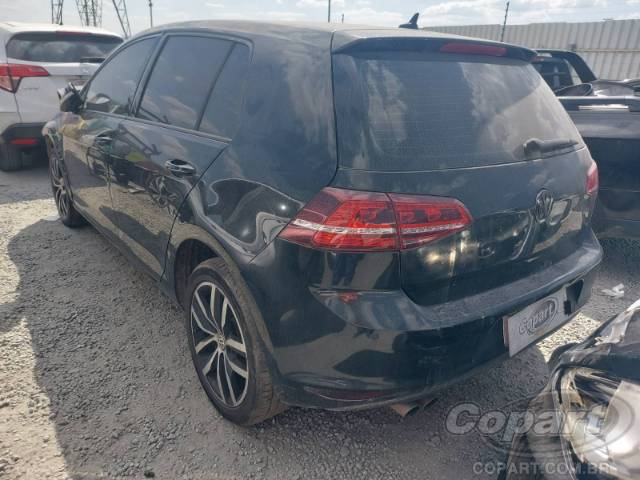 2015 VOLKSWAGEN GOLF 