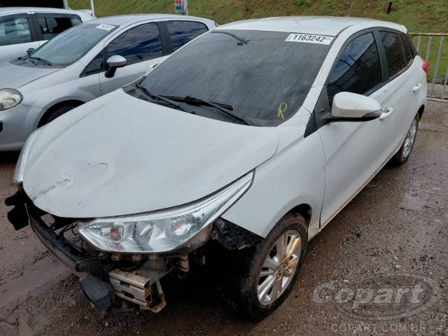 2019 TOYOTA YARIS 