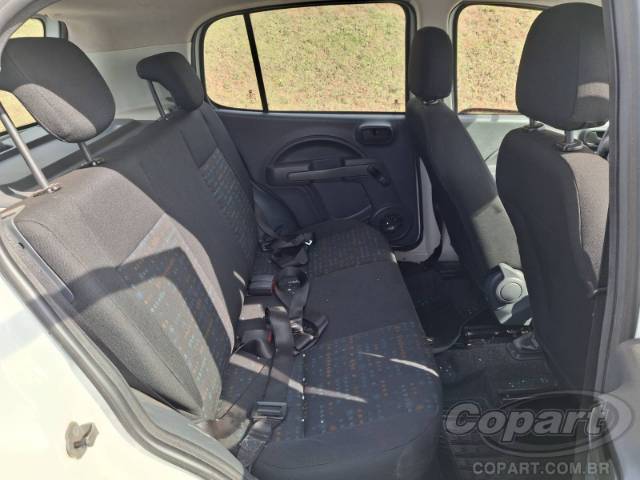 2015 FIAT UNO 