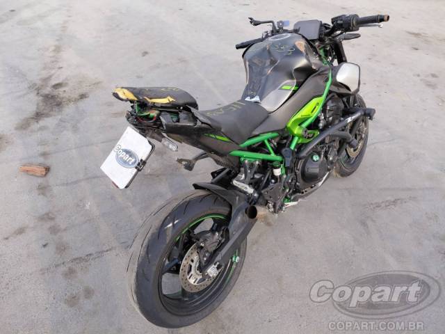 2026 KAWASAKI Z900 