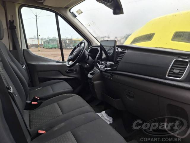 2024 FORD E-TRANSIT FURGAO 
