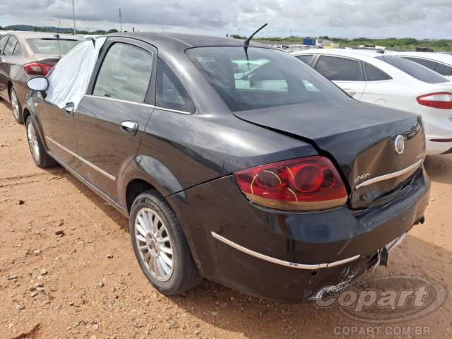 2011 FIAT LINEA 