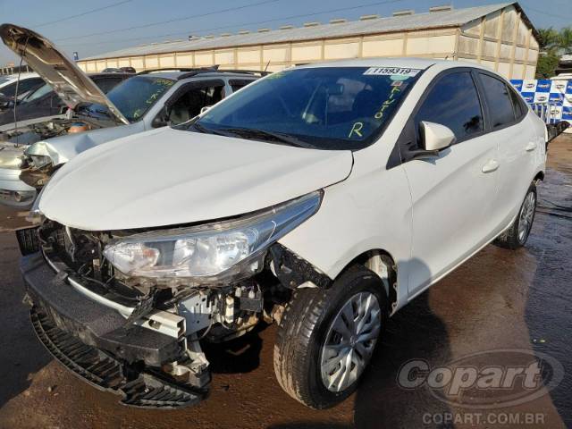 2023 TOYOTA YARIS SEDA 
