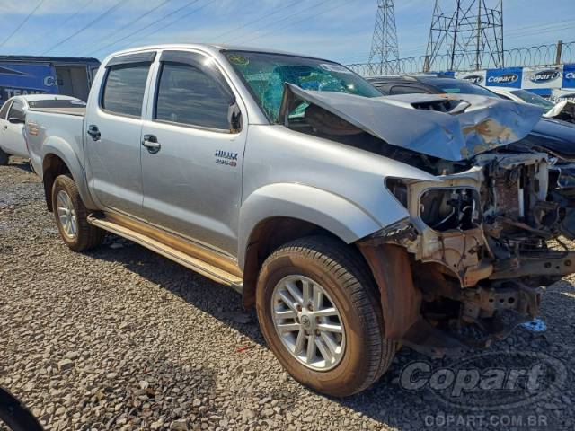 2015 TOYOTA HILUX CD 