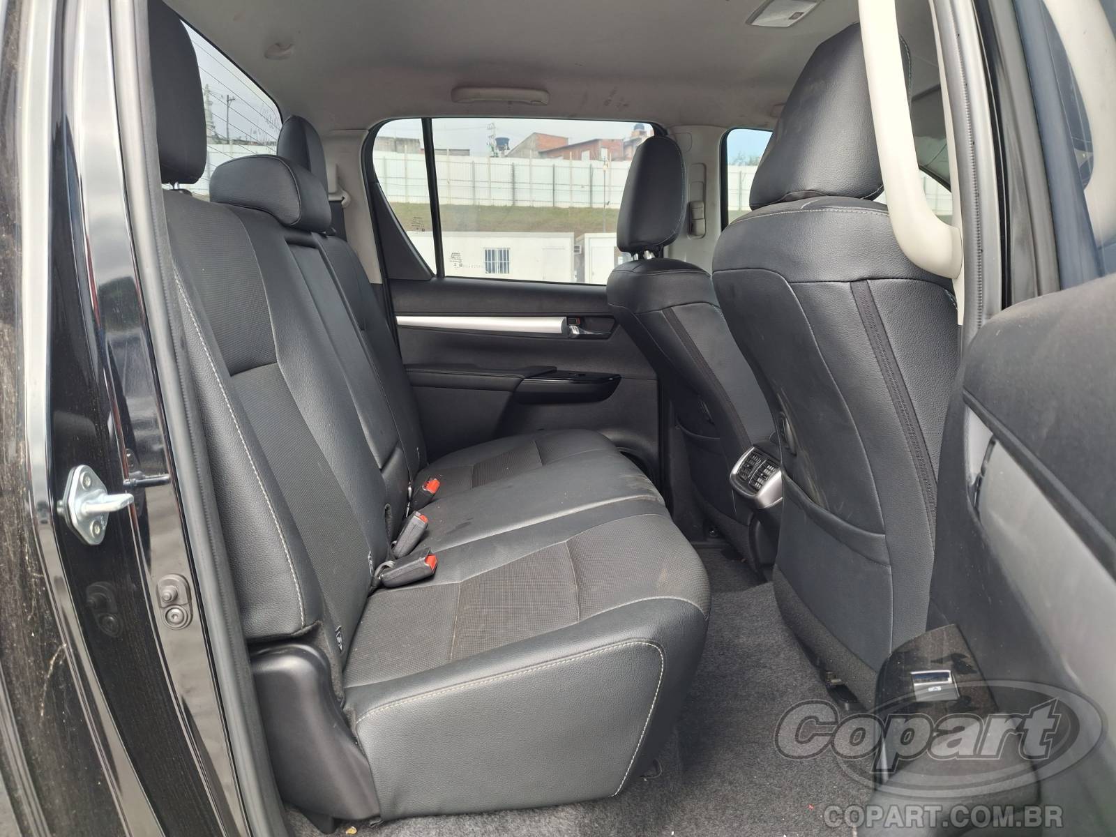 Foto 6 de 11: 2023 TOYOTA HILUX CD