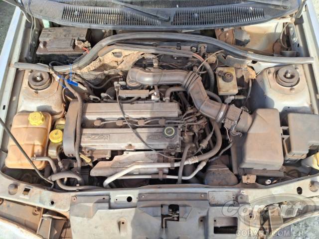 2000 FORD ESCORT 