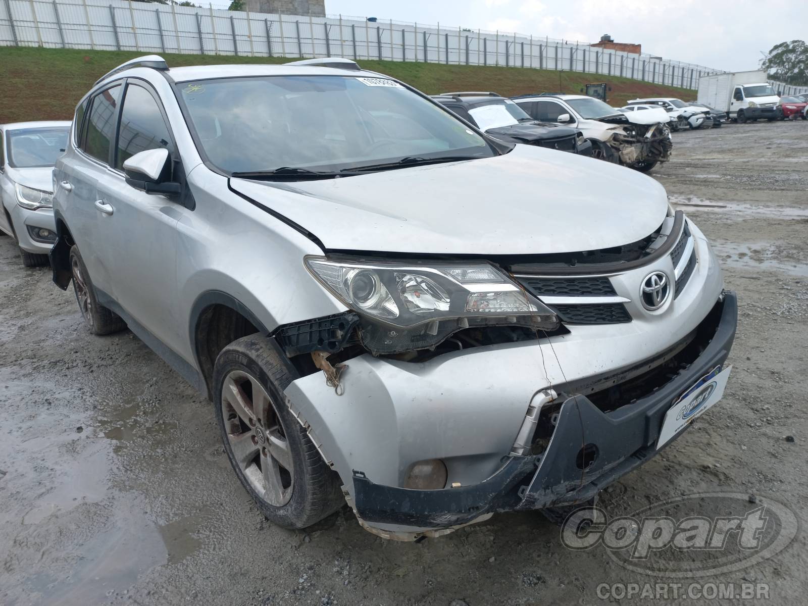 Toyota RAV4 2.0 16V Dual VVTi SUV