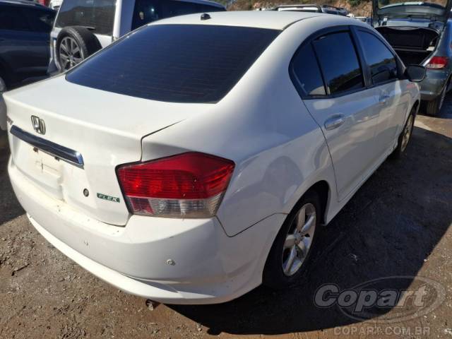2011 HONDA CITY 