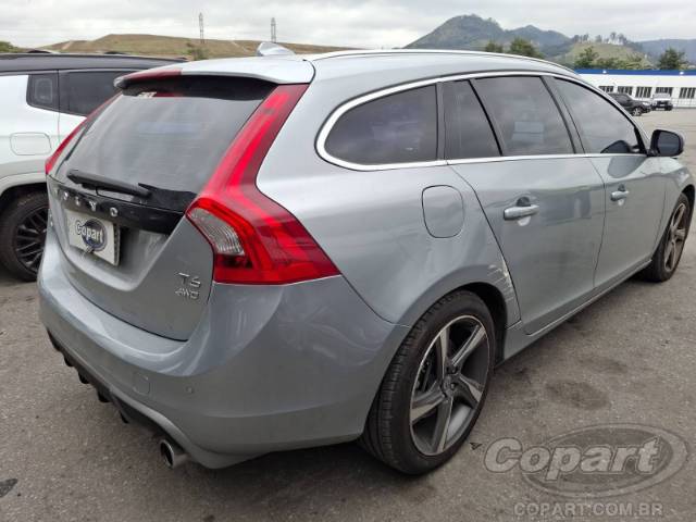2013 VOLVO V60 