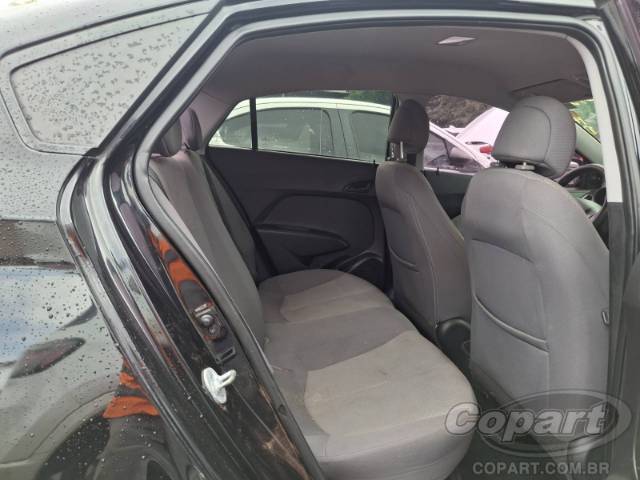 2015 HYUNDAI HB20S 