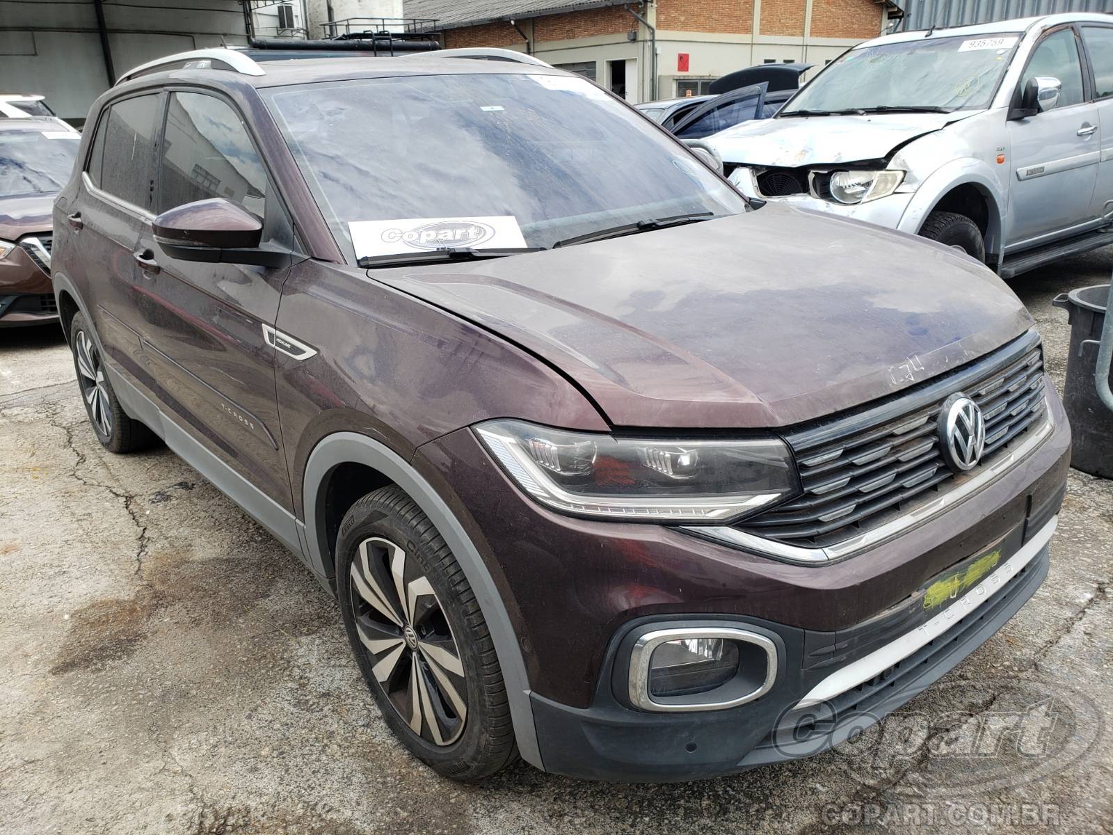 Veículo VW - VolksWagen T-Cross VOLKSWAGEN T-CROSS HIGHLINE 250 AT 1.4 16V TSI TURBO 2021 2021 em leilão