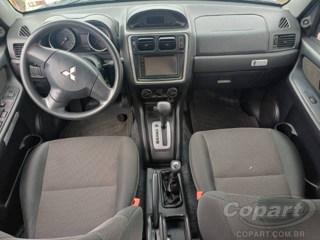 2015 MITSUBISHI PAJERO TR4 