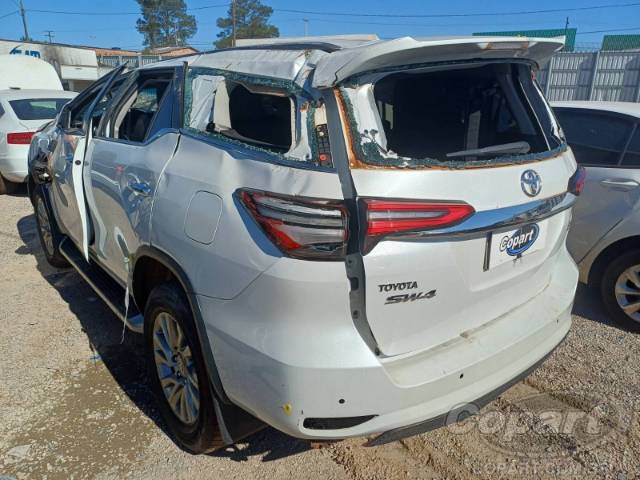2024 TOYOTA SW4 