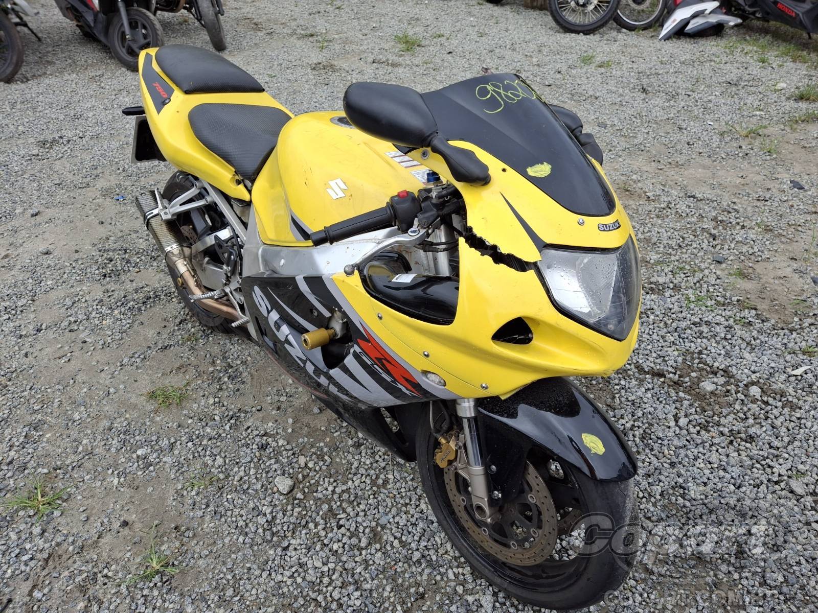 Veículo SUZUKI GSX-R Suzuki GSX-R 750 2004 Pequena Monta 2004 em leilão