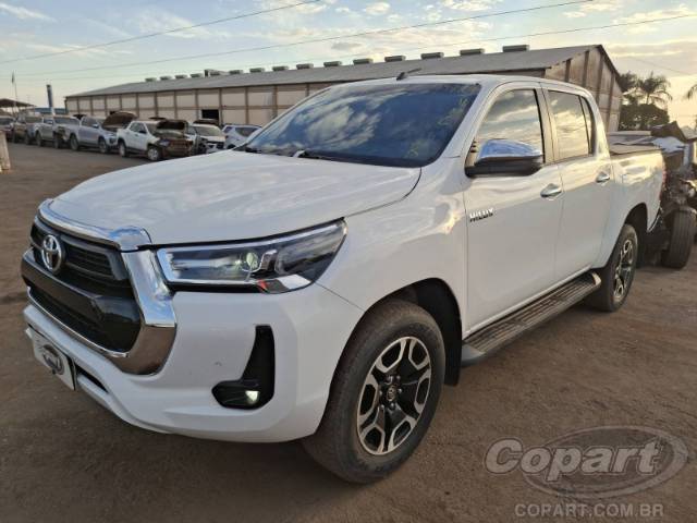 2024 TOYOTA HILUX CD 