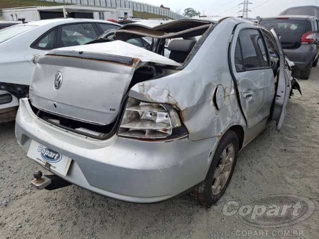 2012 VOLKSWAGEN VOYAGE 