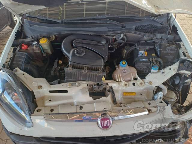2016 FIAT PUNTO 