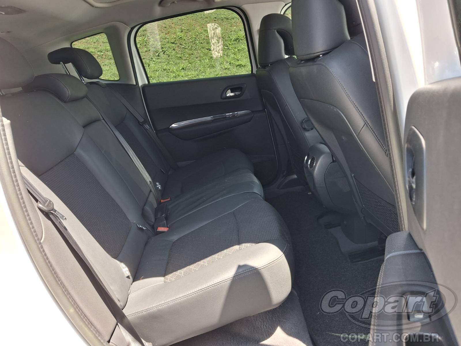 Foto 6 de 13: 2015 PEUGEOT 3008