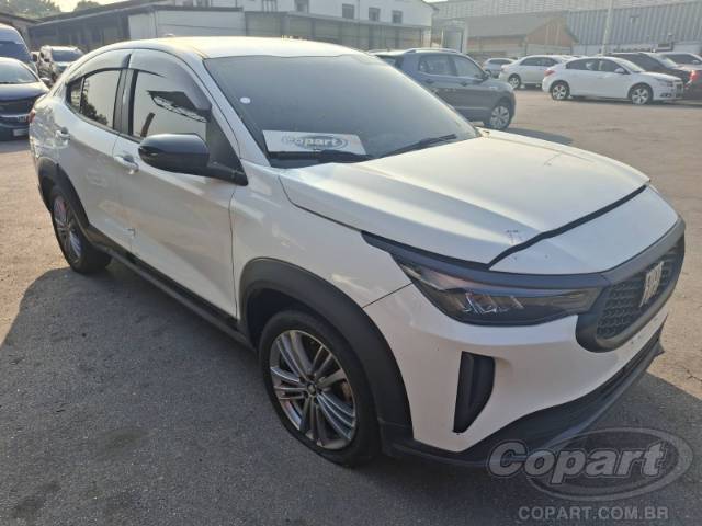 2025 FIAT FASTBACK 