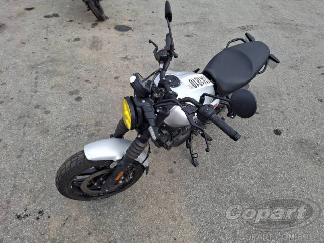 2026 ROYAL ENFIELD Guerrilla 